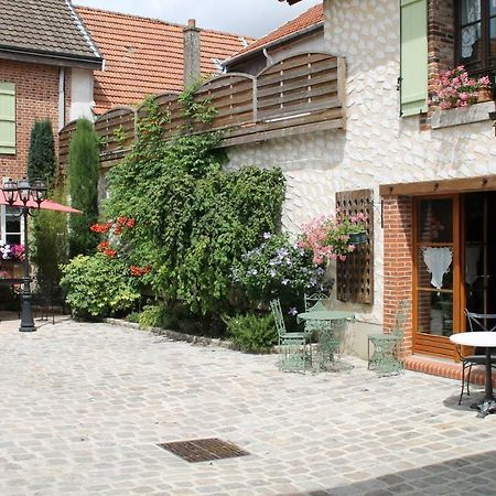 Chambres D'Hotes : La Cour D'Etrepy Le Mesnil-sur-Oger Eksteriør billede